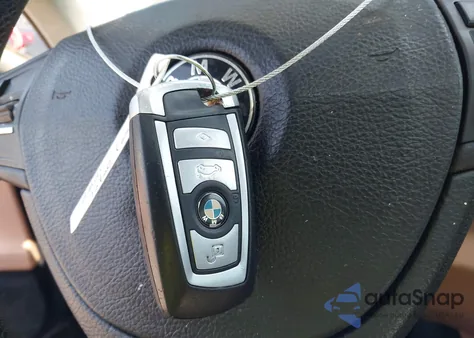 2010 BMW 750Li xDrive из США, поврежденный, VIN WBAKC8C59AC431388